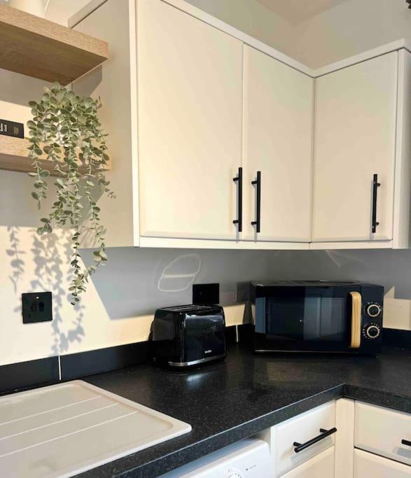 The Nook - Cosy Coastal Retreat Near Sandbanks Poole Exterior foto