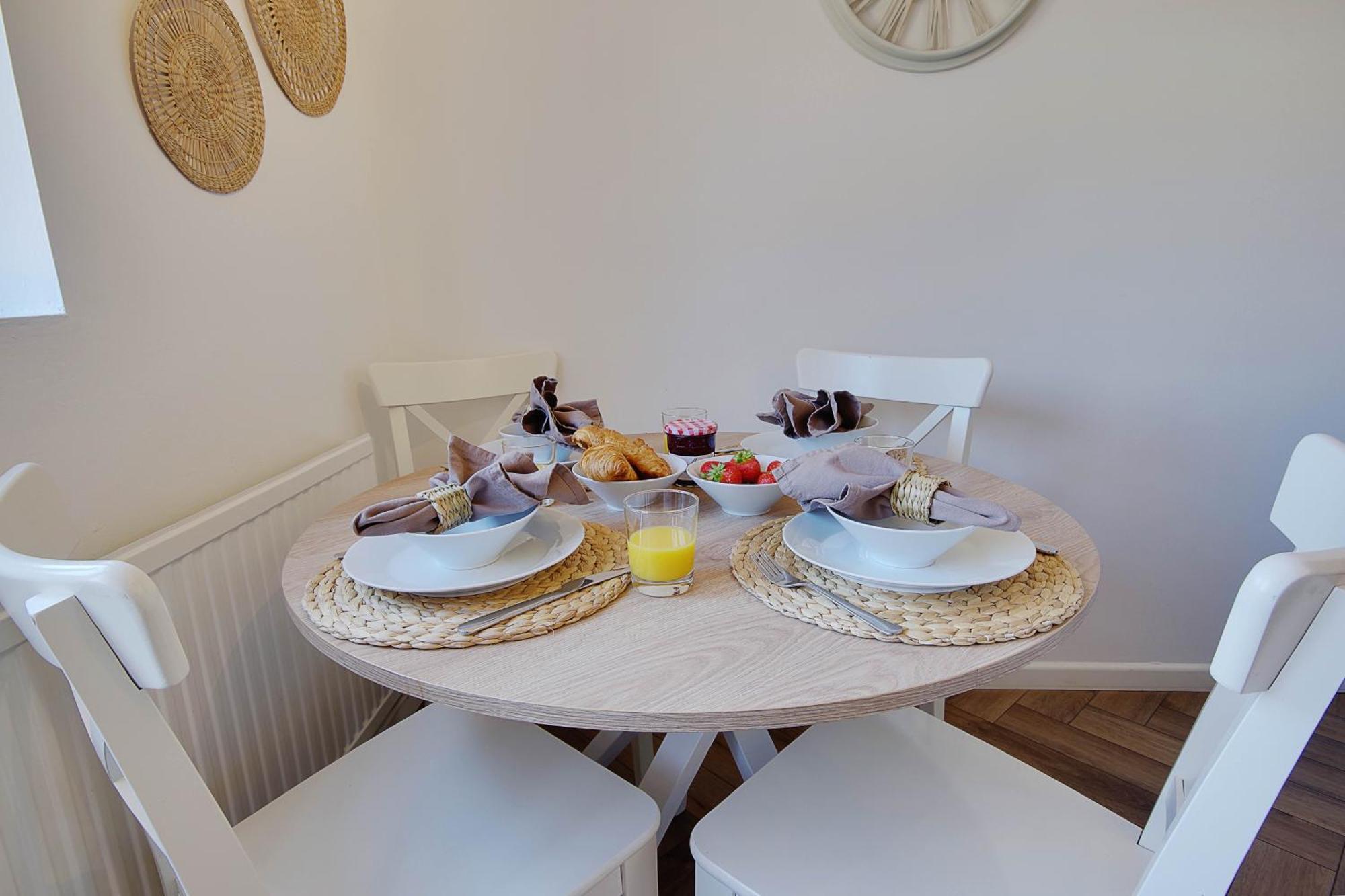 The Nook - Cosy Coastal Retreat Near Sandbanks Poole Exterior foto